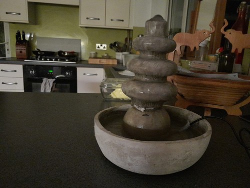 Ripple effect stone fountain - effect,